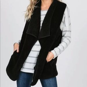 Teddy Vest - Black